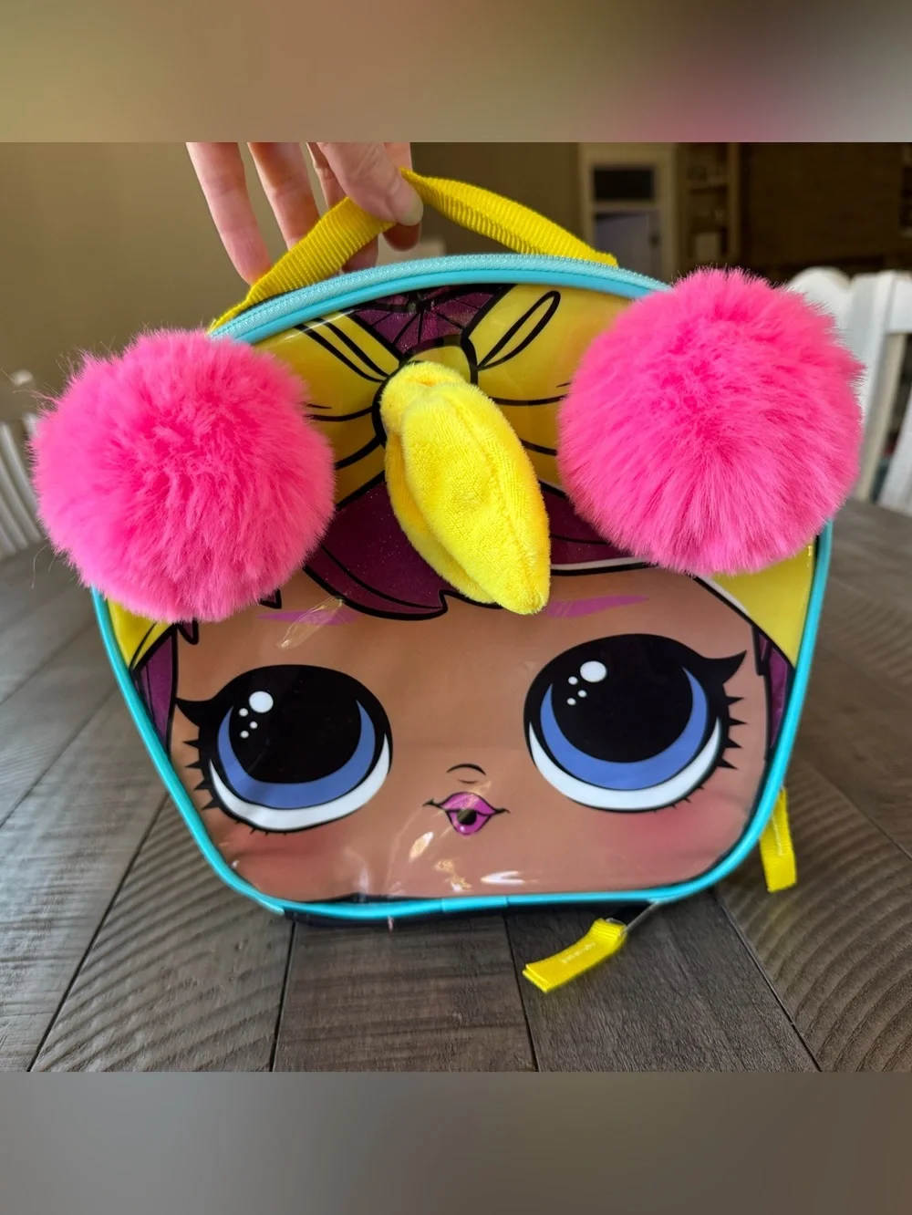 L.O.L. Surprise! Lunch Bag L.O.L. Surprise Pink Pom Pom’s School Snack/Lunch Box